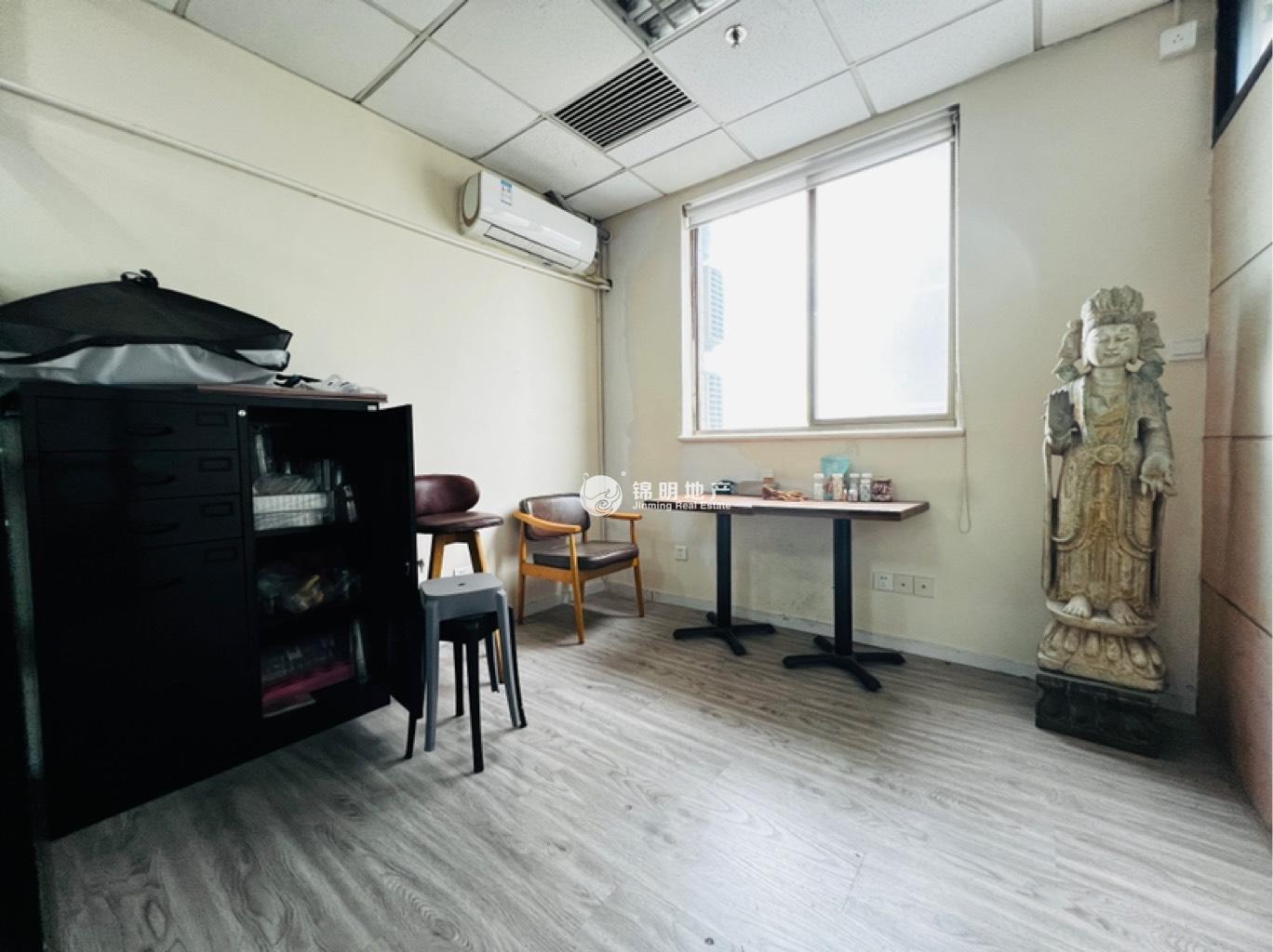 打浦桥裕兴大厦171平米写字楼出租